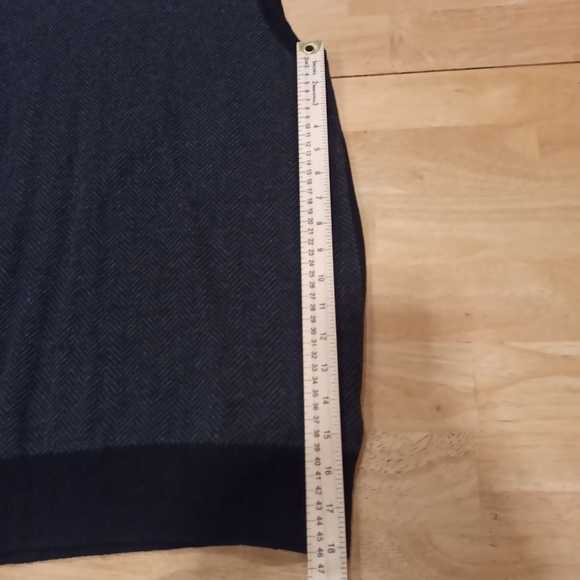 Croft & Barrow men's pullover long sleeve sweater. Size large - Picture 9 of 13